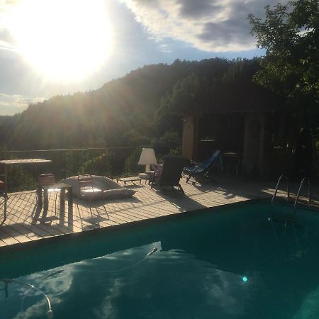 Gite Libertalia Salles-la-Source Luaran gambar