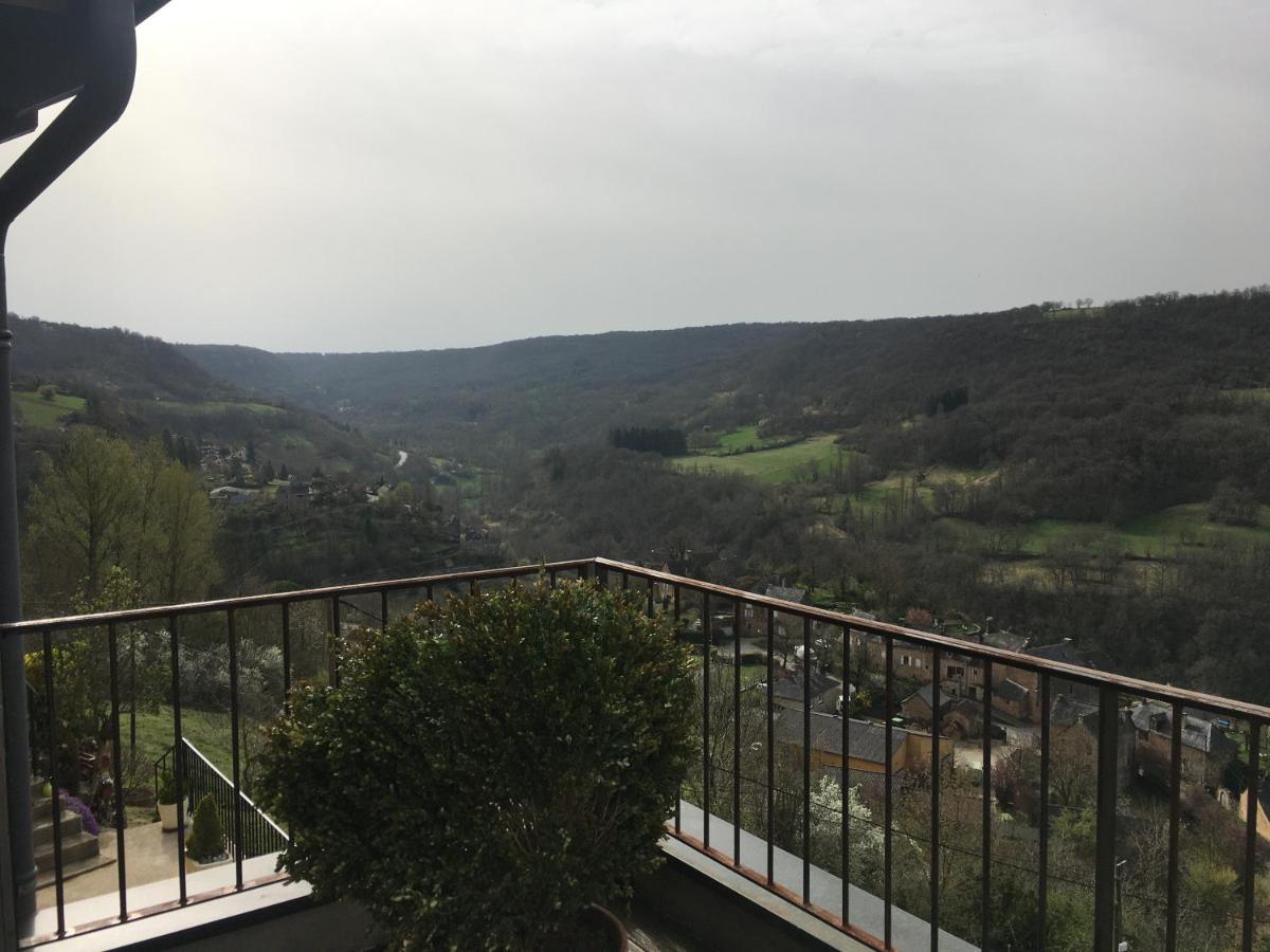 Gite Libertalia Salles-la-Source Luaran gambar